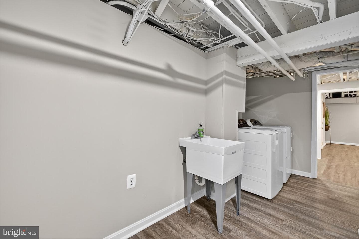 1248 Monroe Street NE photo 49