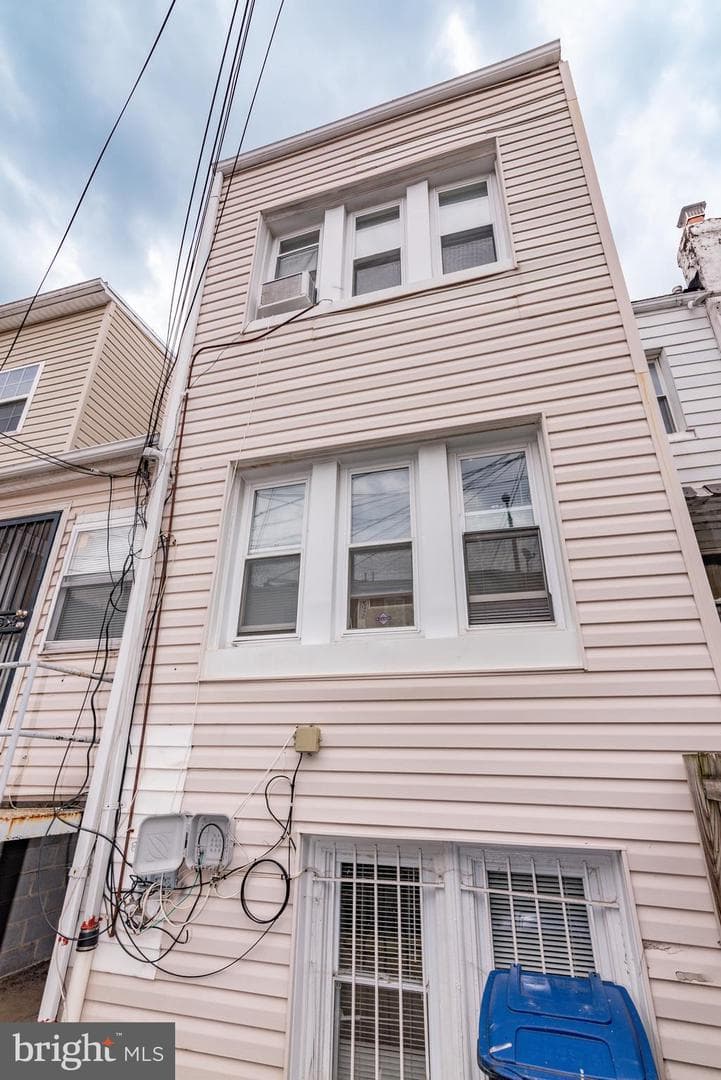 611 Keefer Place NW photo 57