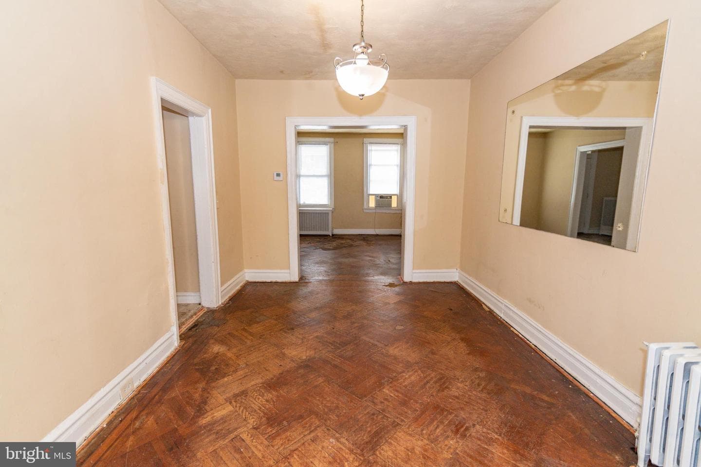 611 Keefer Place NW photo 6