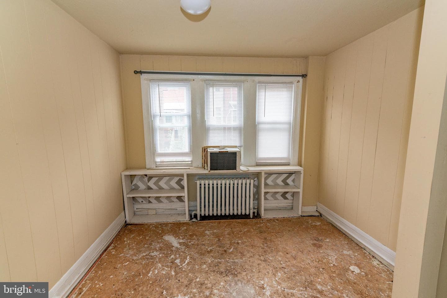 611 Keefer Place NW photo 9