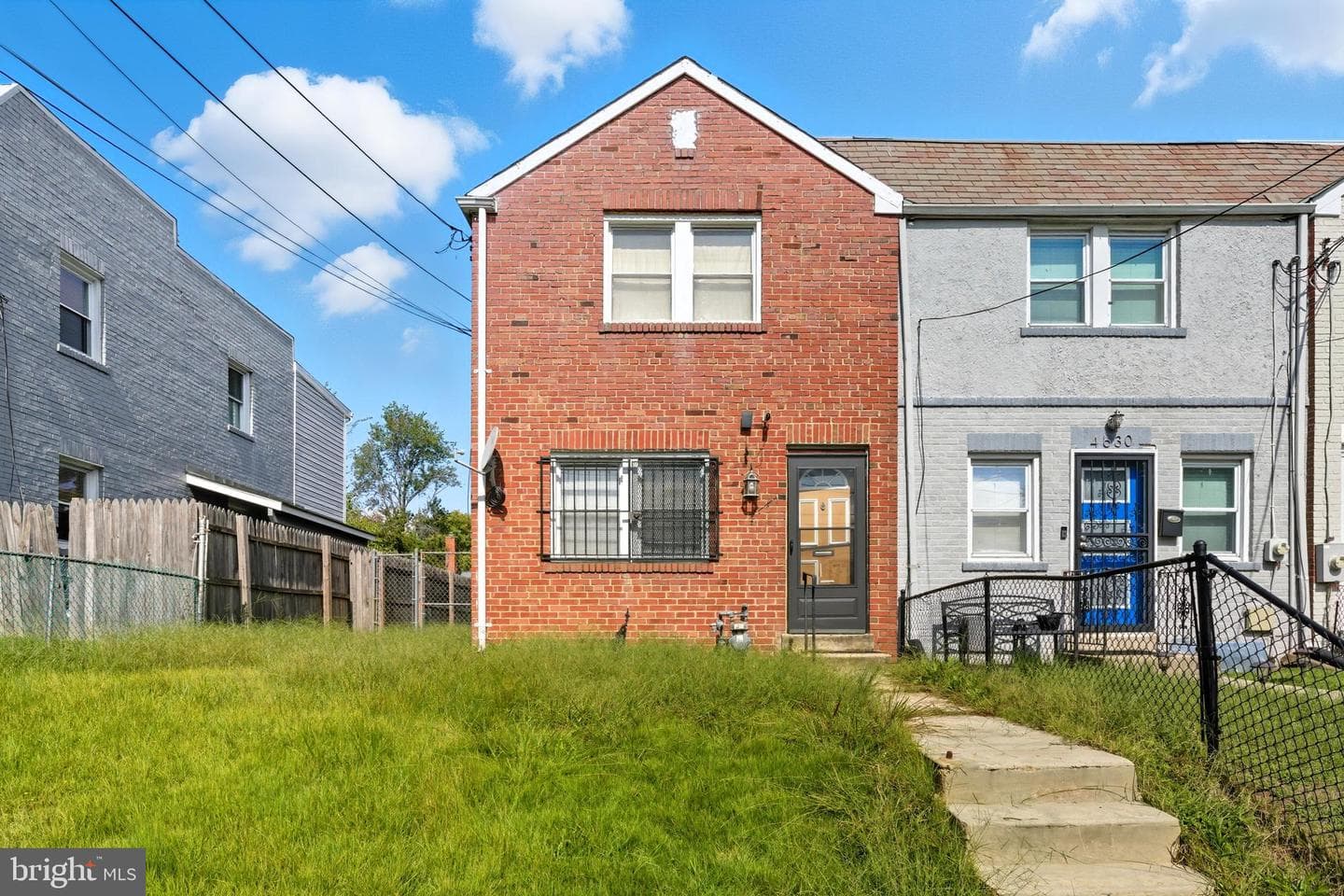 4628 Hanna Place SE photo 1