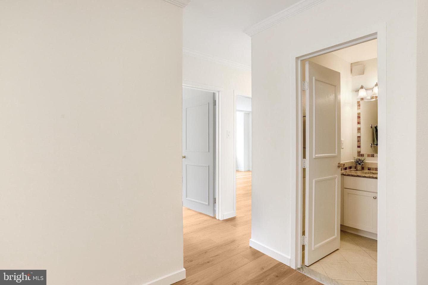 4101 Cathedral Avenue NW #711 photo 19