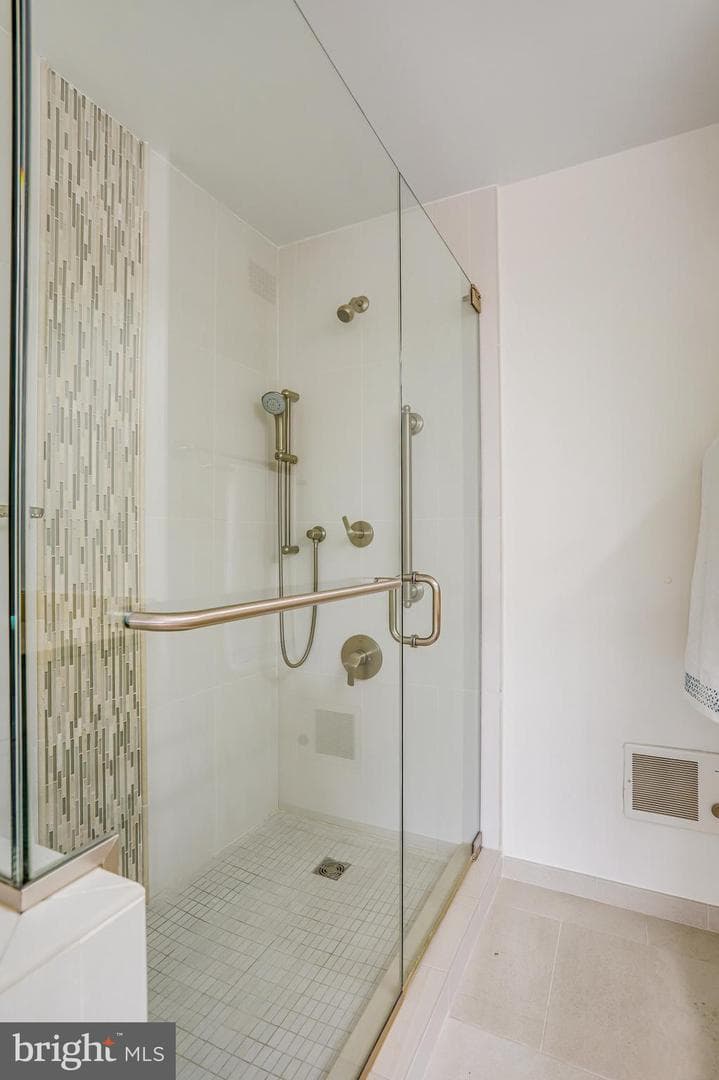 4101 Cathedral Avenue NW #1104 photo 27