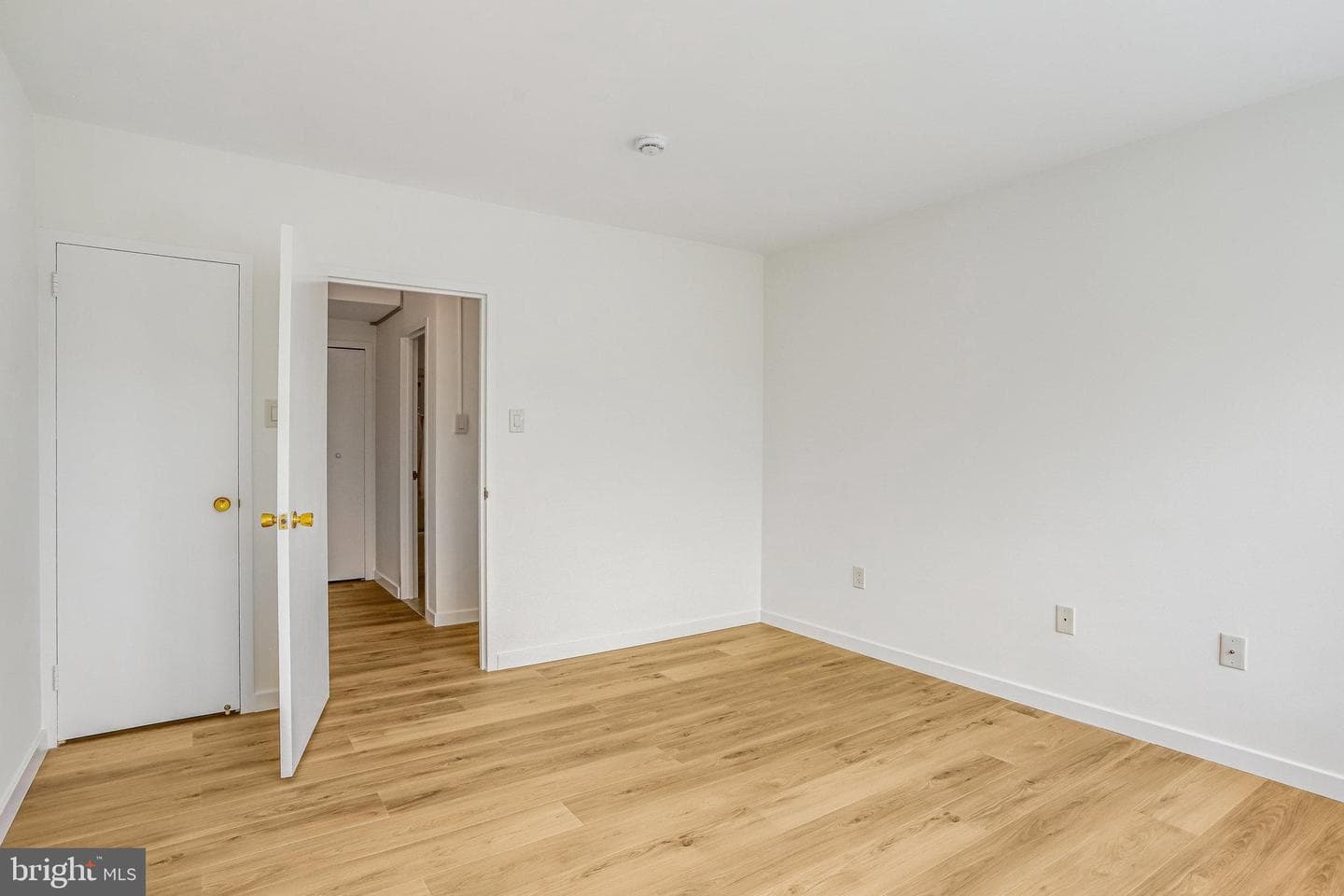 4101 Cathedral Avenue NW #1104 photo 30