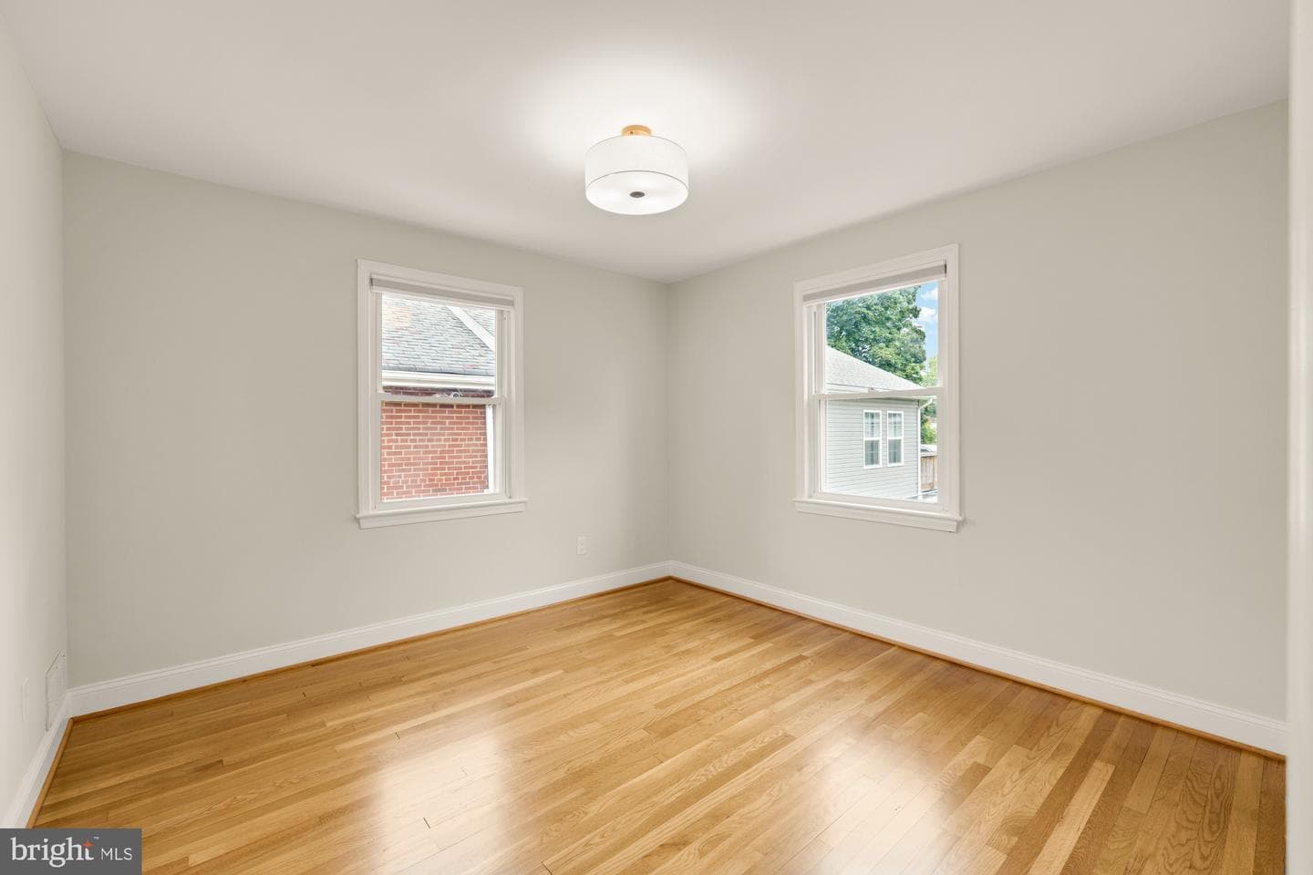 88 Sheridan Street NE photo 26