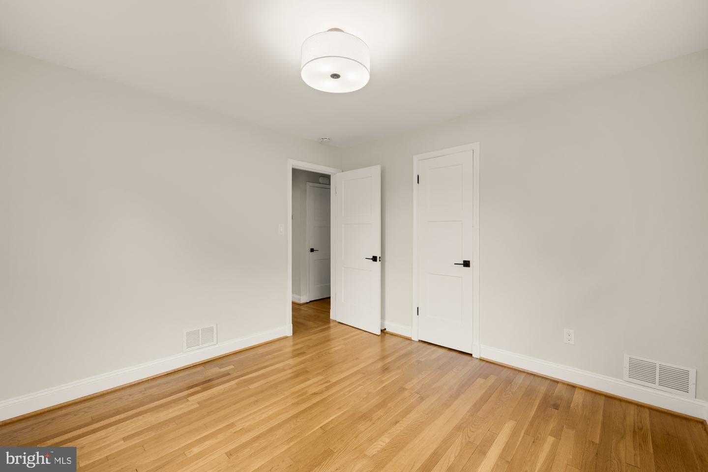 88 Sheridan Street NE photo 27