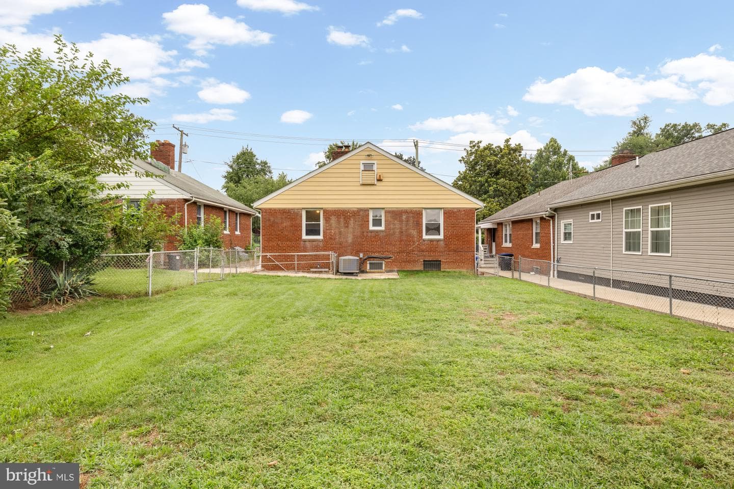 88 Sheridan Street NE photo 37