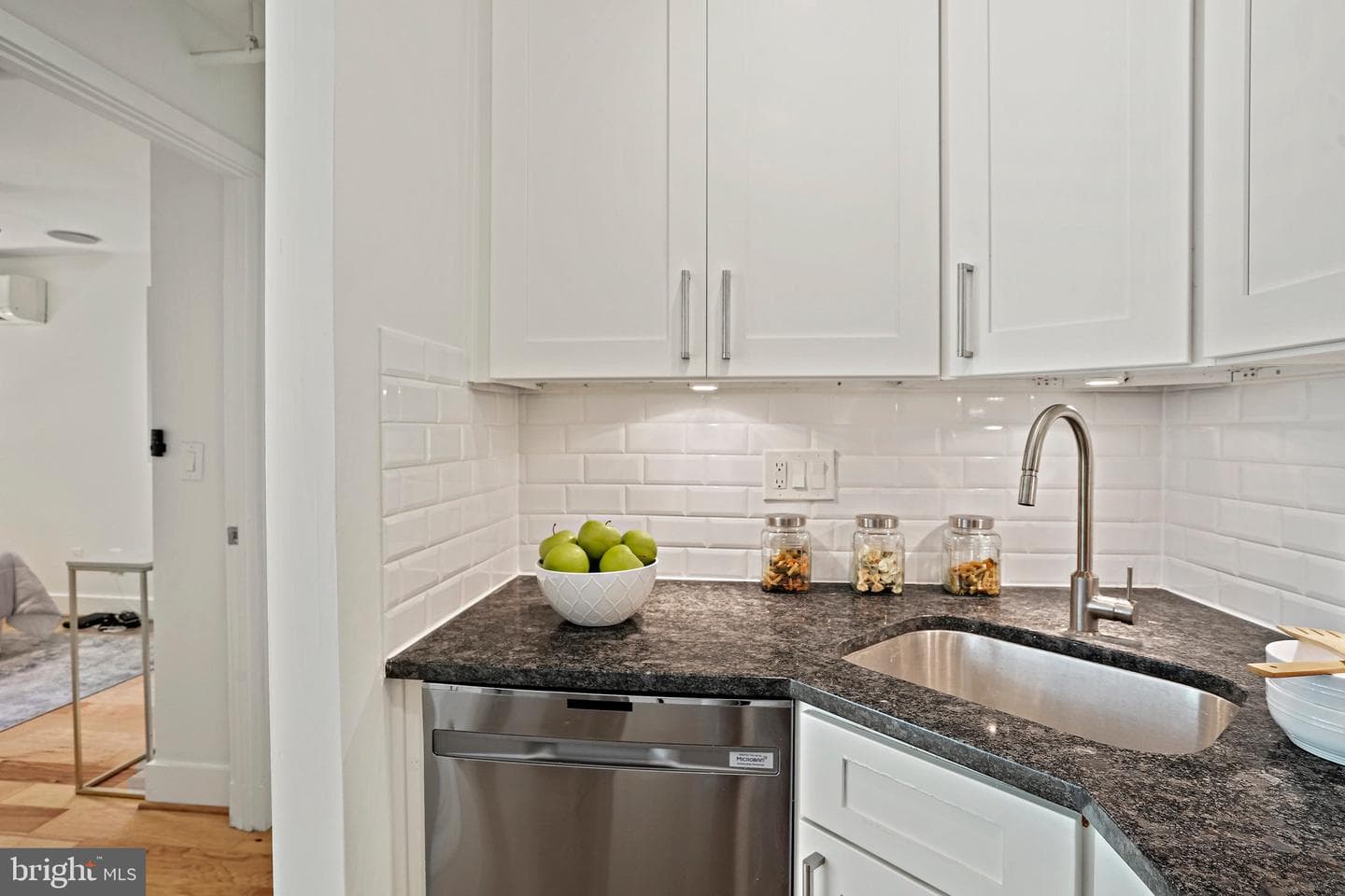 1514 Newton Street NW #103 photo 14