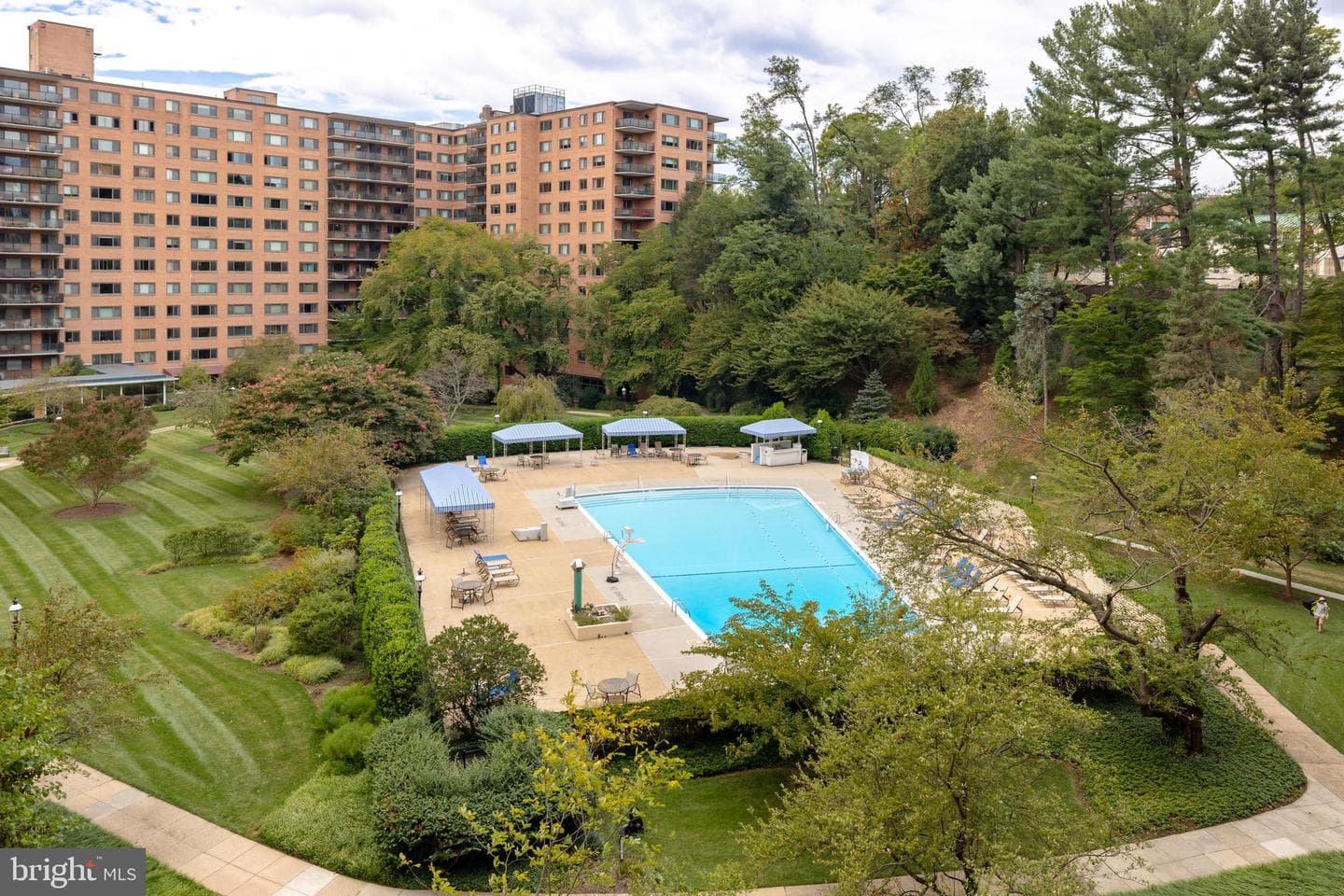 4201 Cathedral Avenue NW #724e photo 19