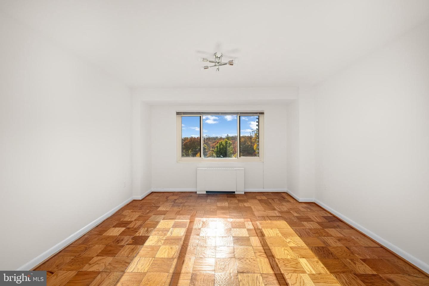 4201 Cathedral Avenue NW #724e photo 5