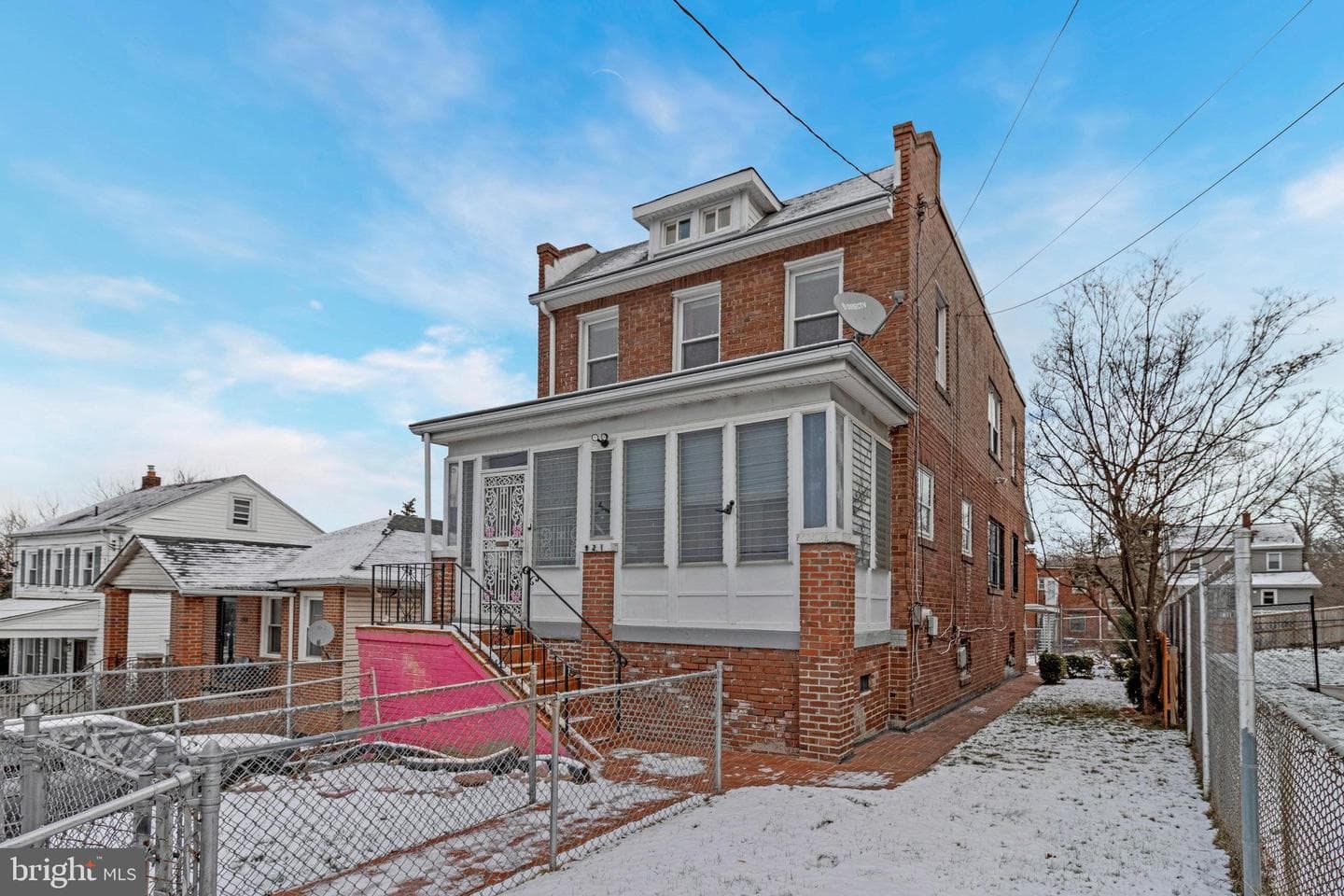 921 48th Street NE photo 2