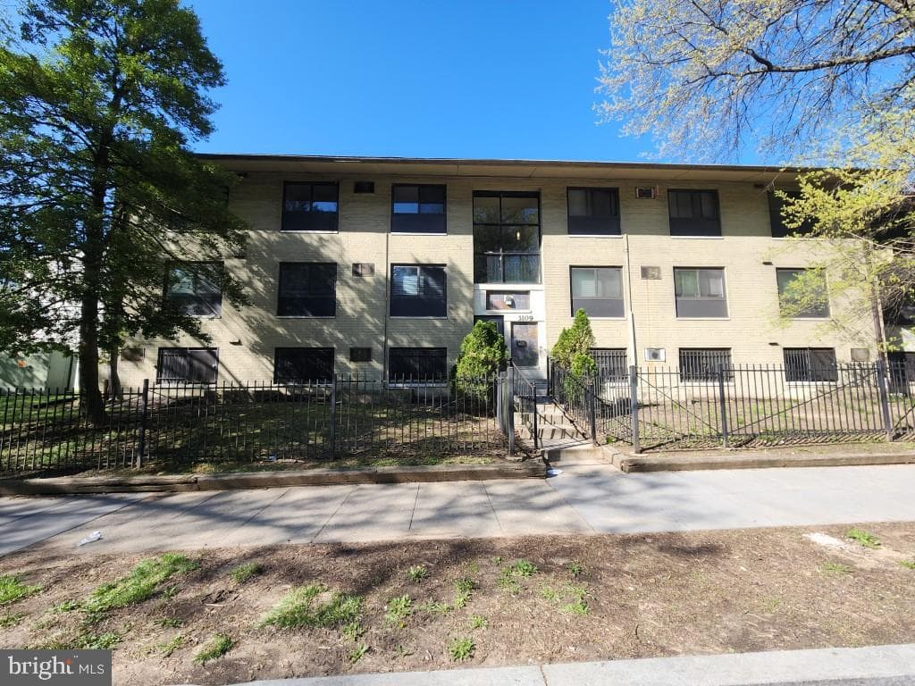 3109 Naylor Road SE #103 photo 2