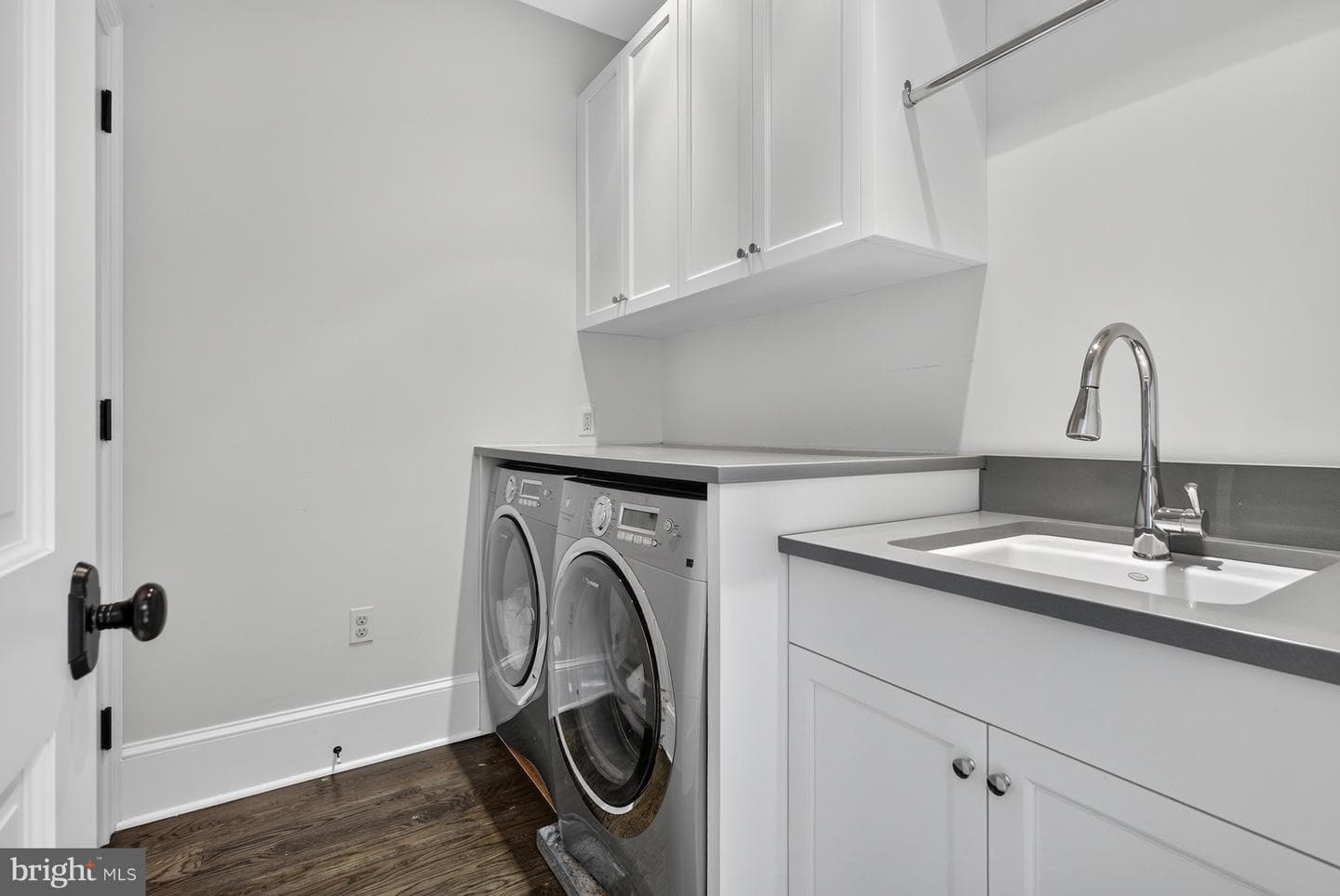 2107 Foxhall Road NW photo 56