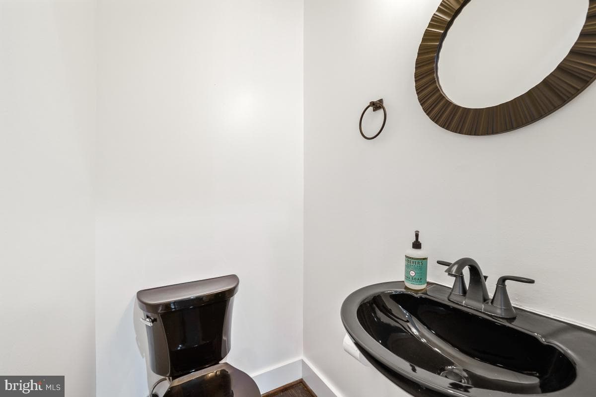 2015 Flagler Place NW #2 photo 25