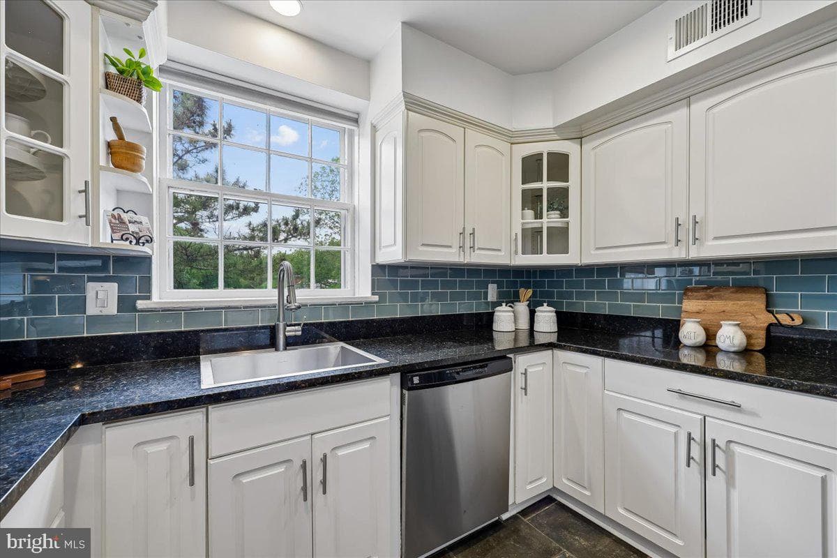 3621 39th Street NW #e323 photo 11