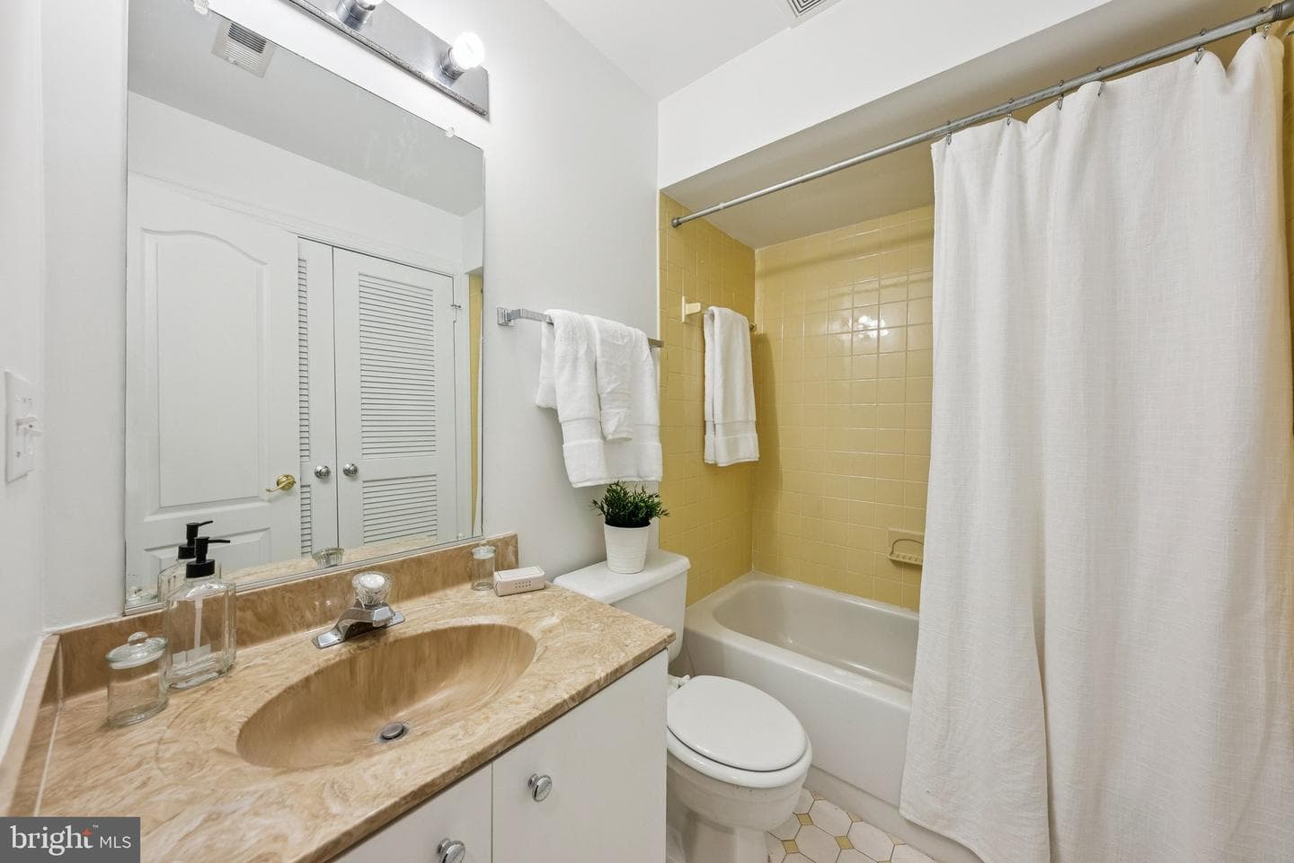 4044 Chancery Court NW photo 29