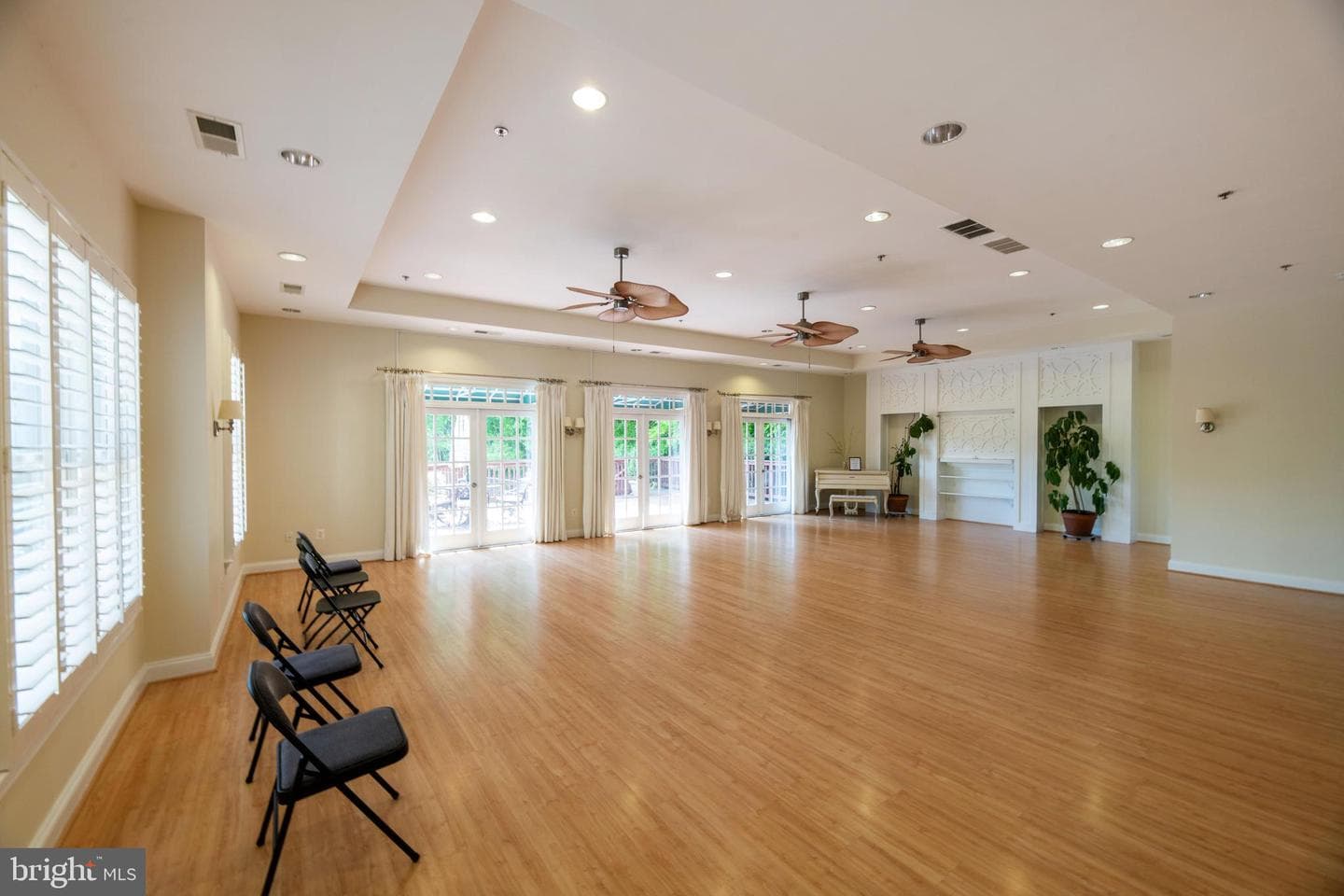 4044 Chancery Court NW photo 38
