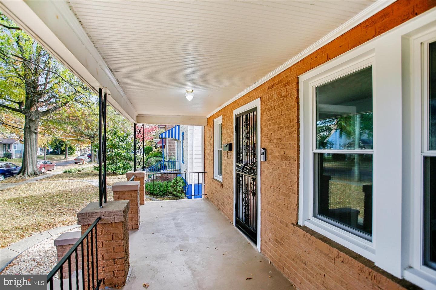 4229 Lane Place NE photo 4