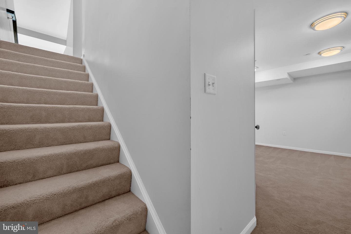 437 Woodcrest Drive SE photo 27