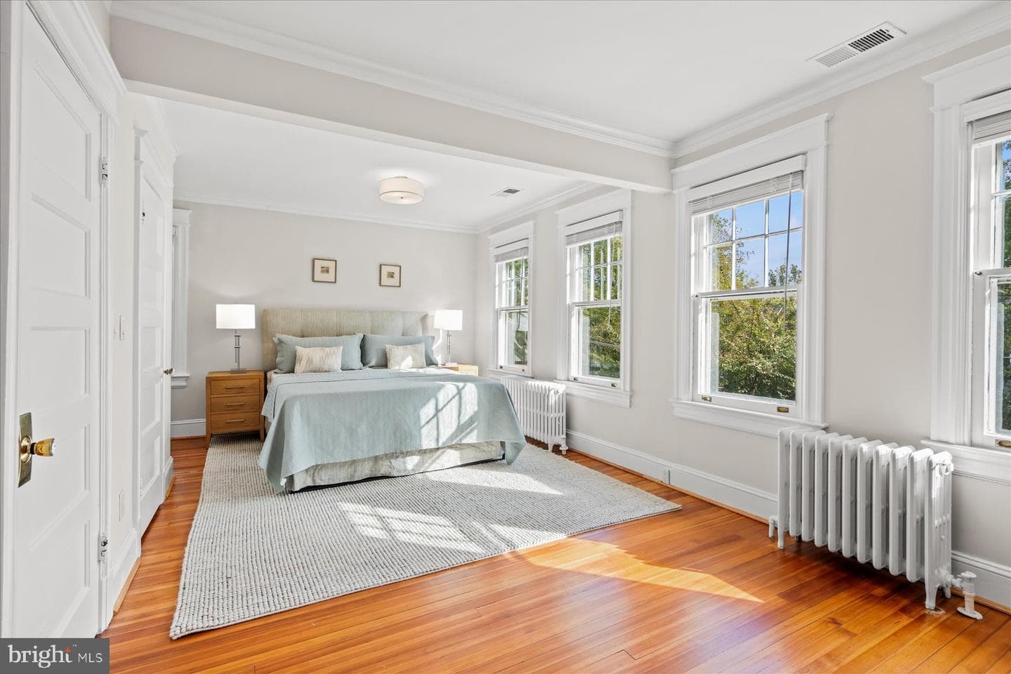 3939 Livingston Street NW photo 22
