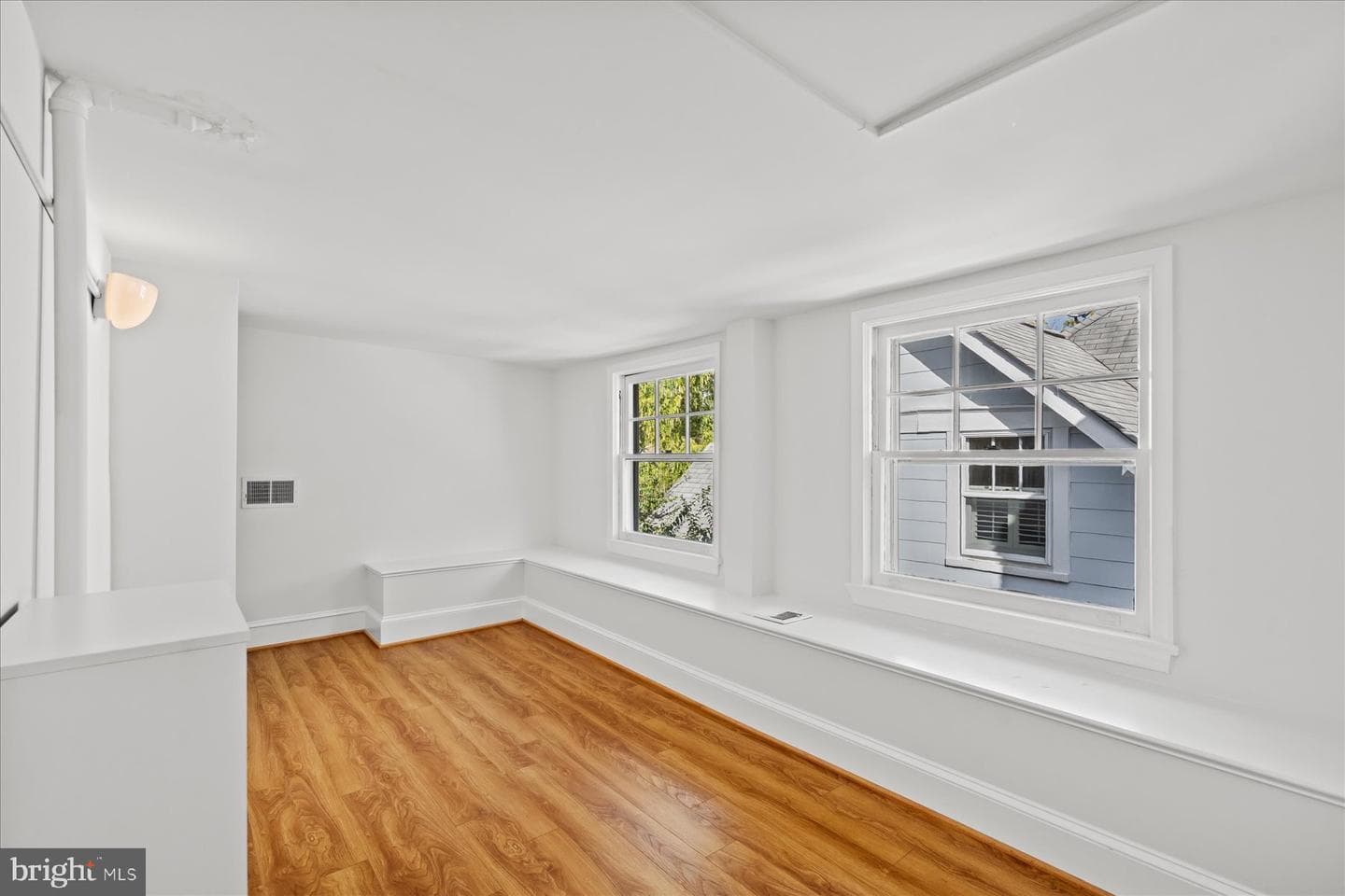 3939 Livingston Street NW photo 30