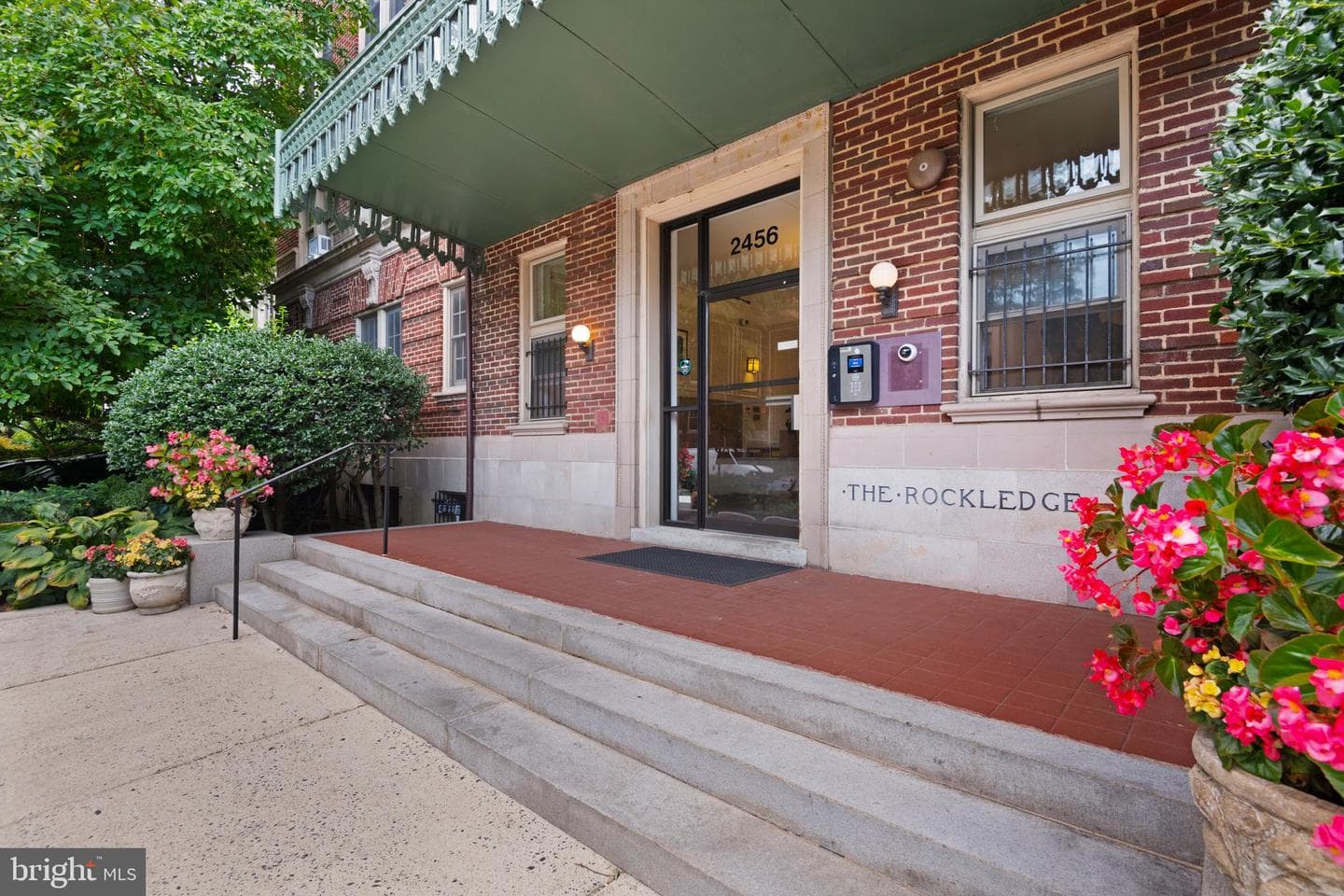 2456 20th Street NW #507 photo 3