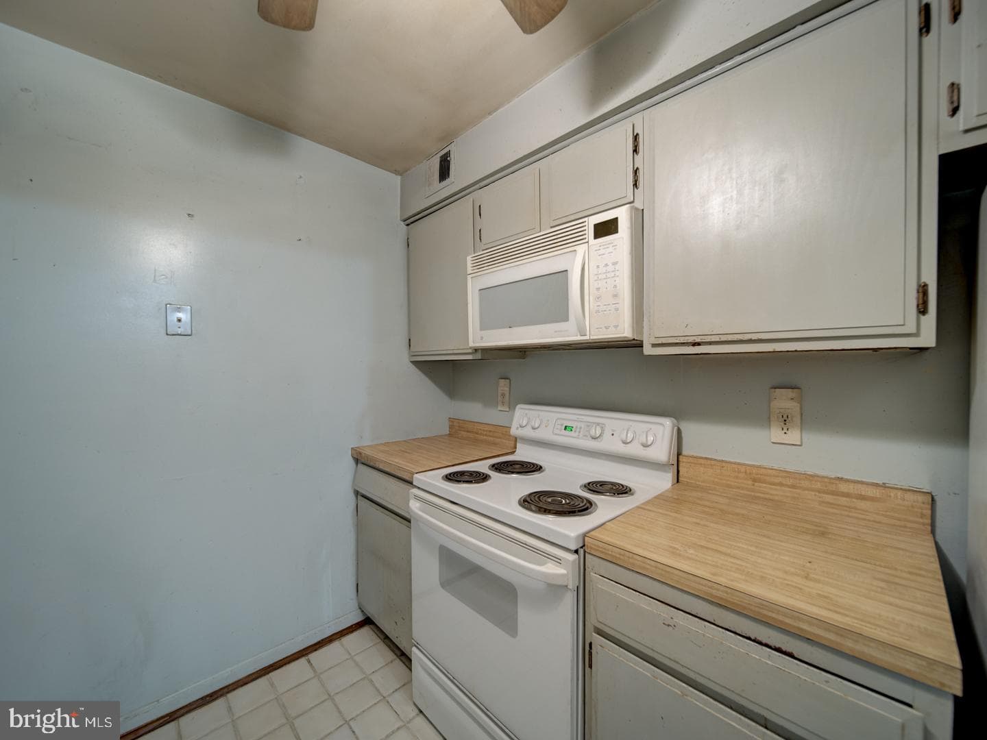 3459 Summit Court NE #3459 photo 25