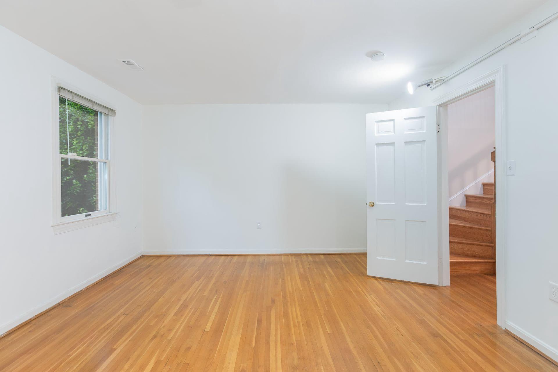 623 I Street SW photo 16