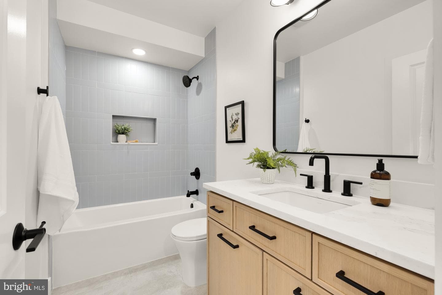 1325 Orren Street NE #d photo 18