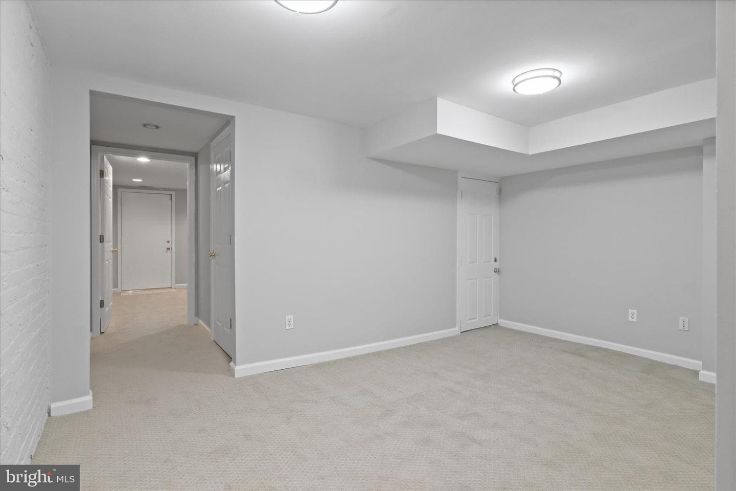 1327 Harvard Street NW photo 41