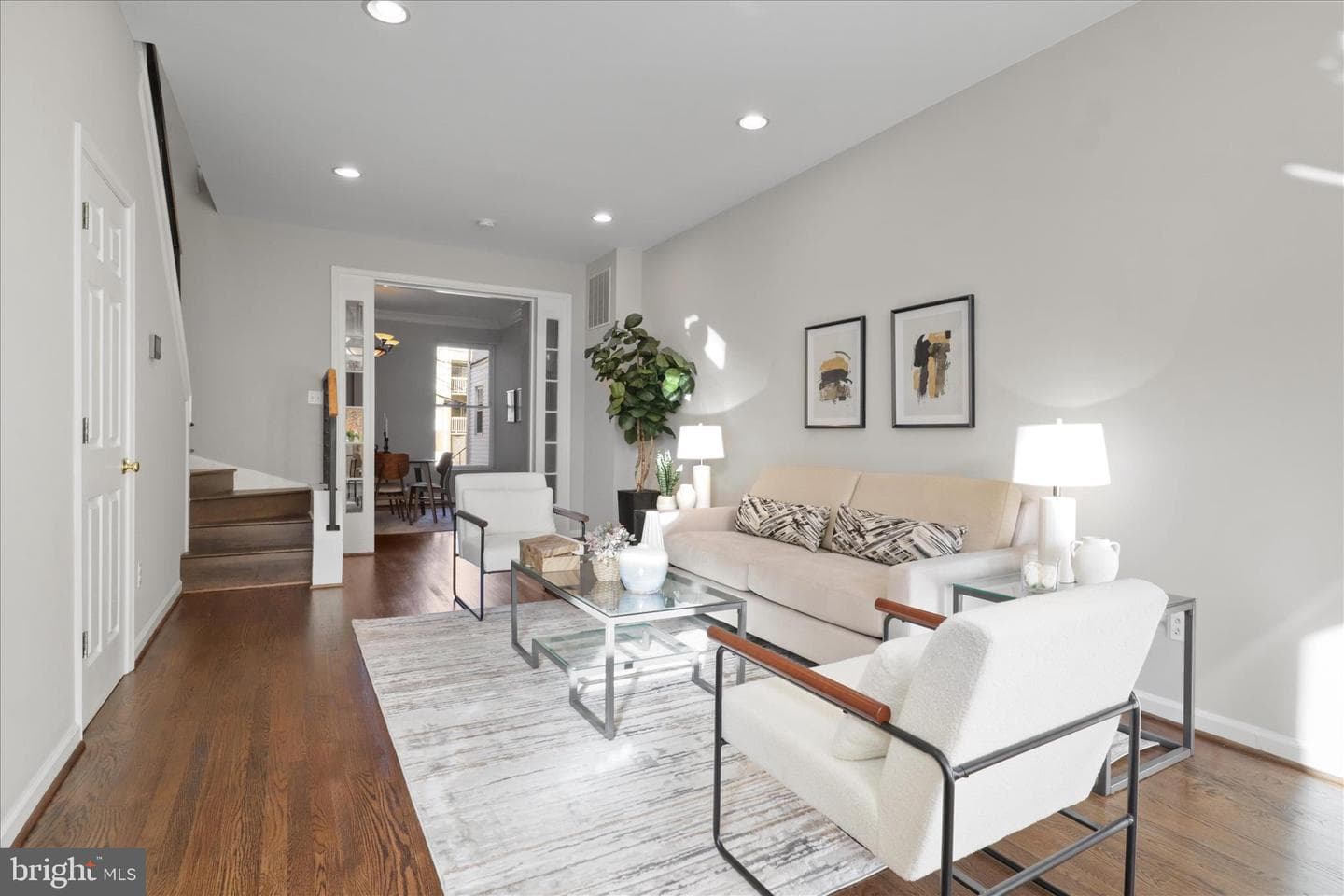 1327 Harvard Street NW photo 5