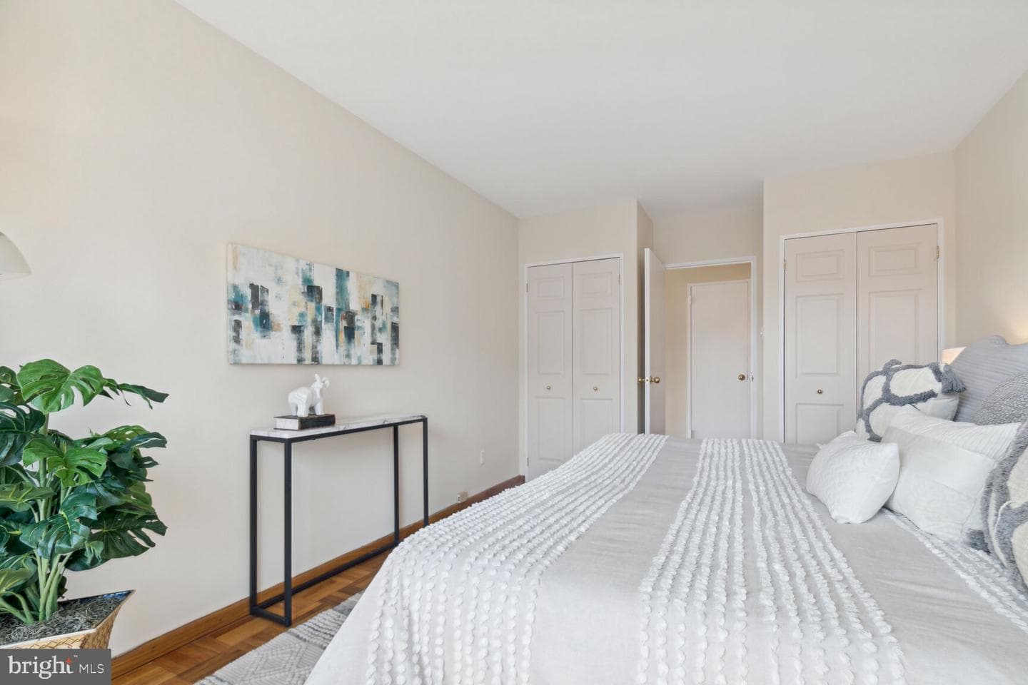 2475 Virginia Avenue NW #721 photo 17