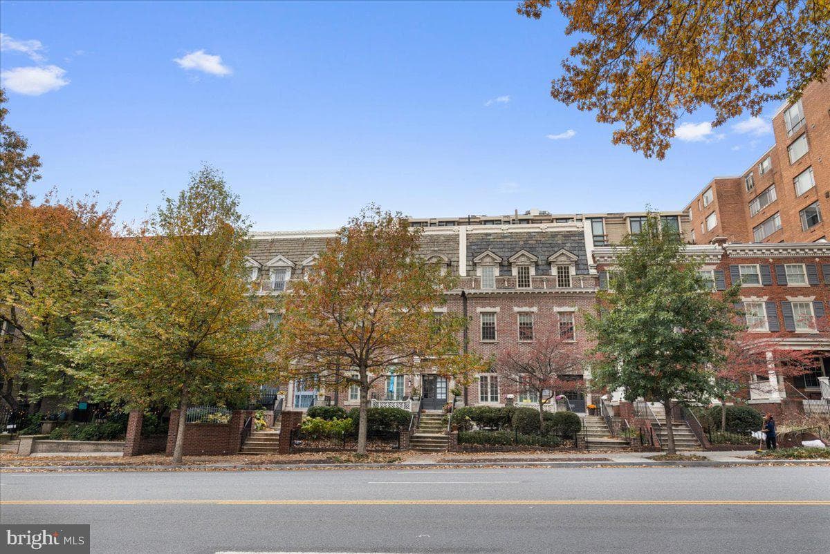 2818 Connecticut Avenue NW #104 photo 30