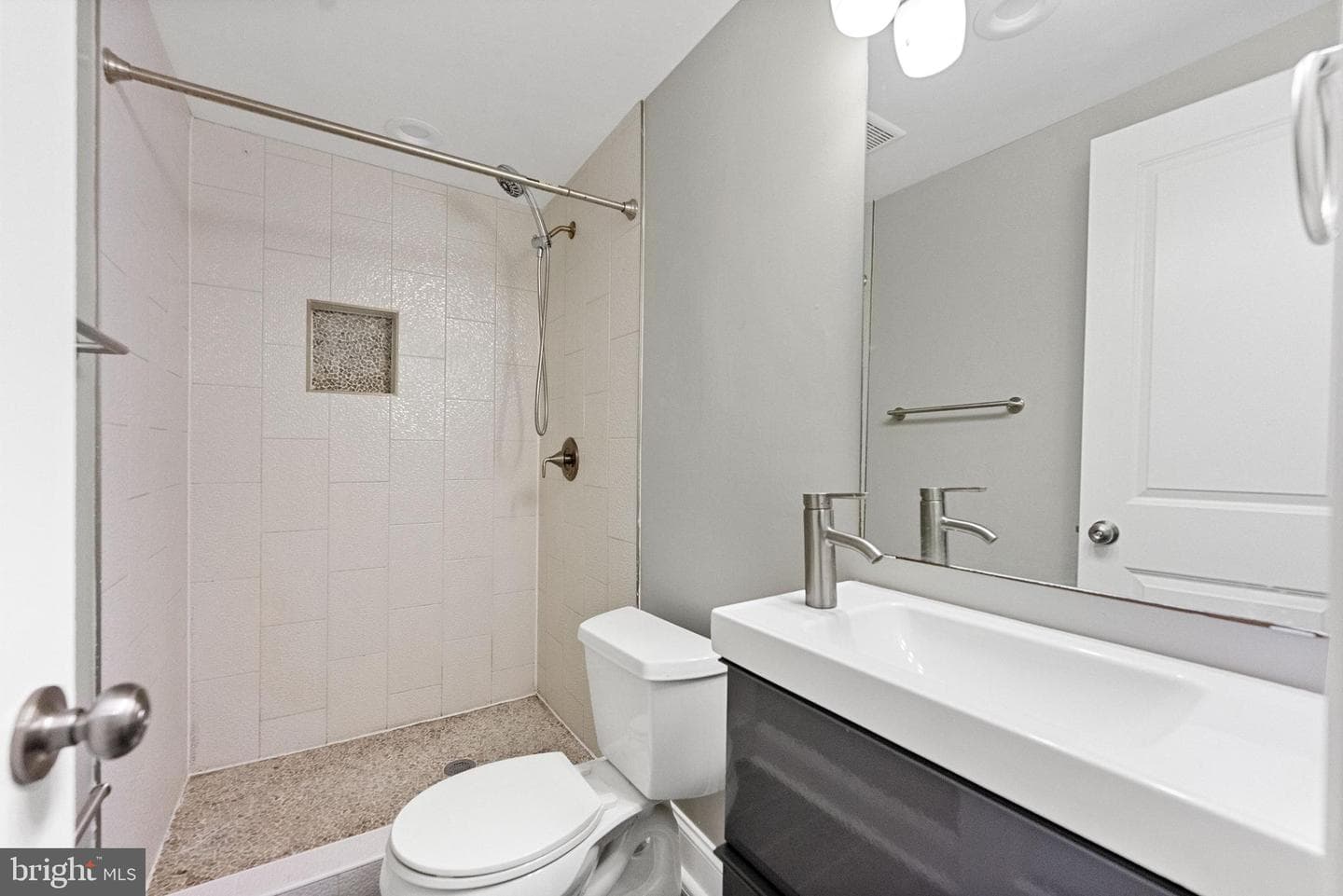 1423 Montello Avenue NE photo 25