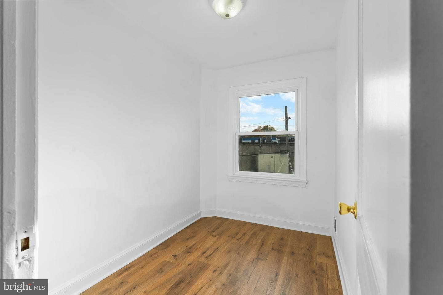 115 36th Street NE photo 23