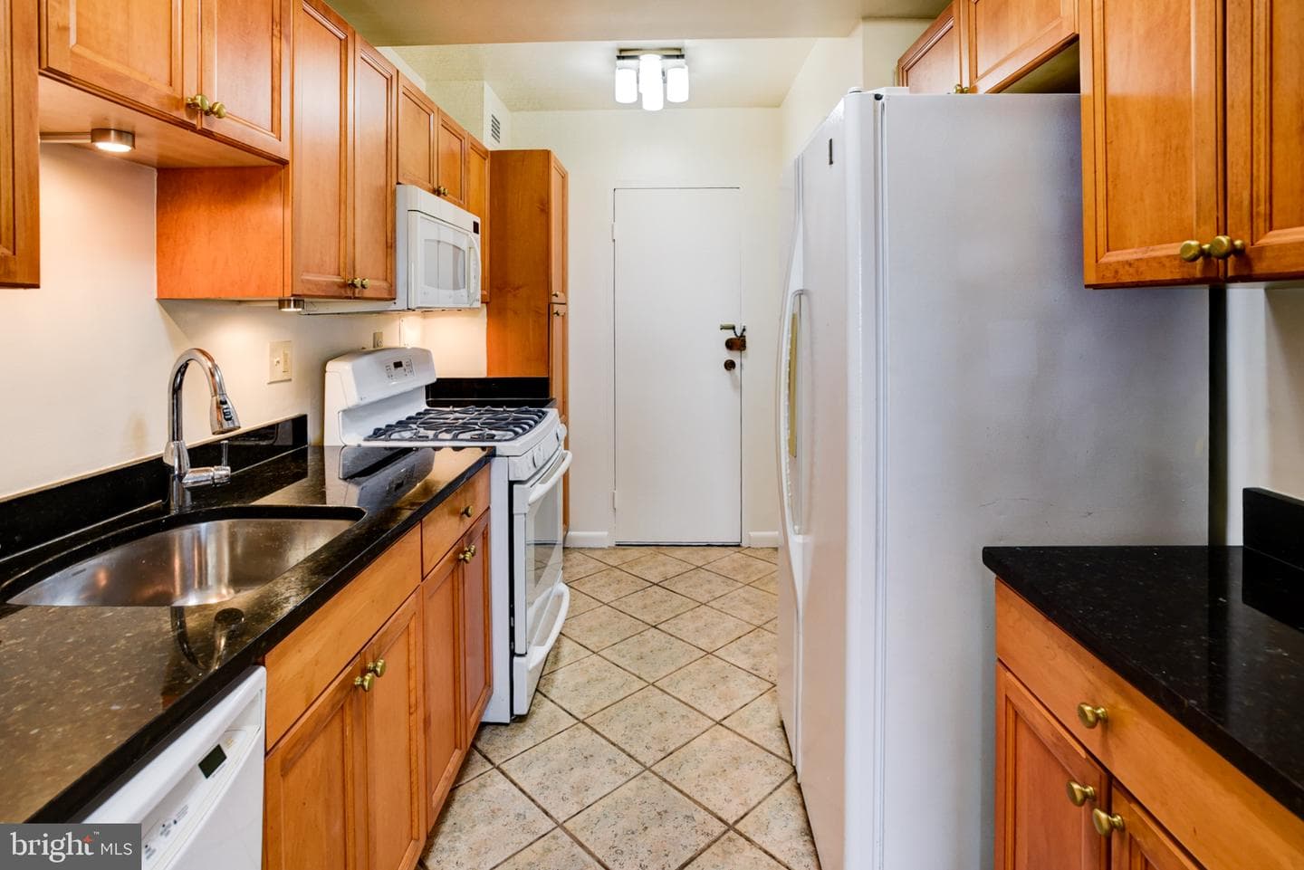 4201 Cathedral Avenue NW #1406e photo 20