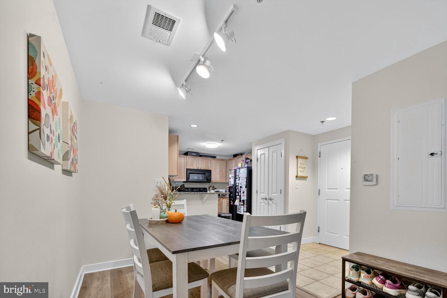 777 7th Street NW #526 photo 14