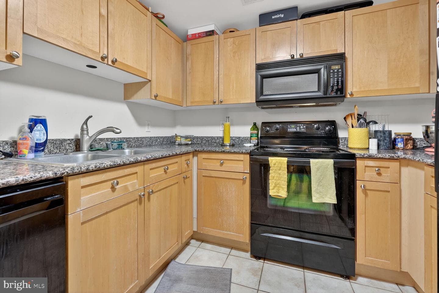777 7th Street NW #526 photo 16