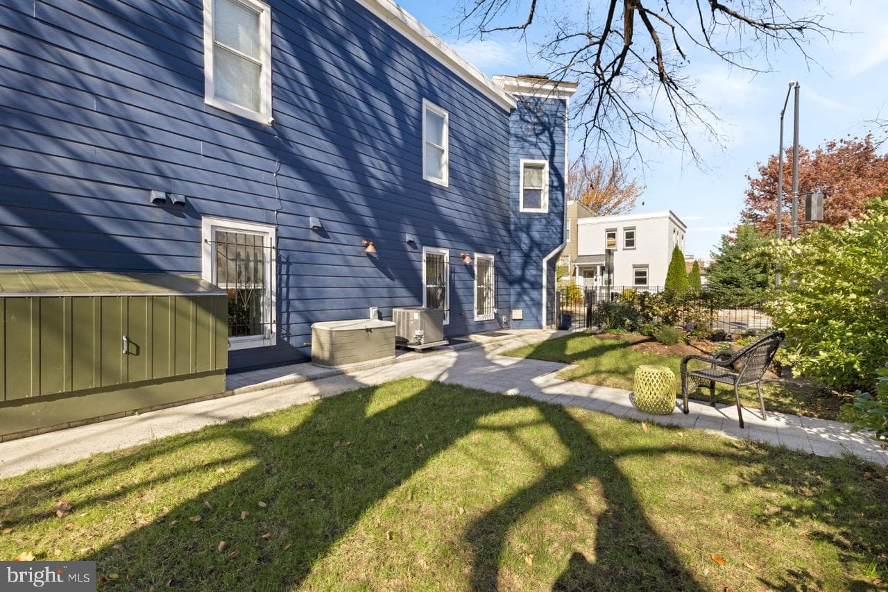 1671 Gales Street NE #1 photo 25