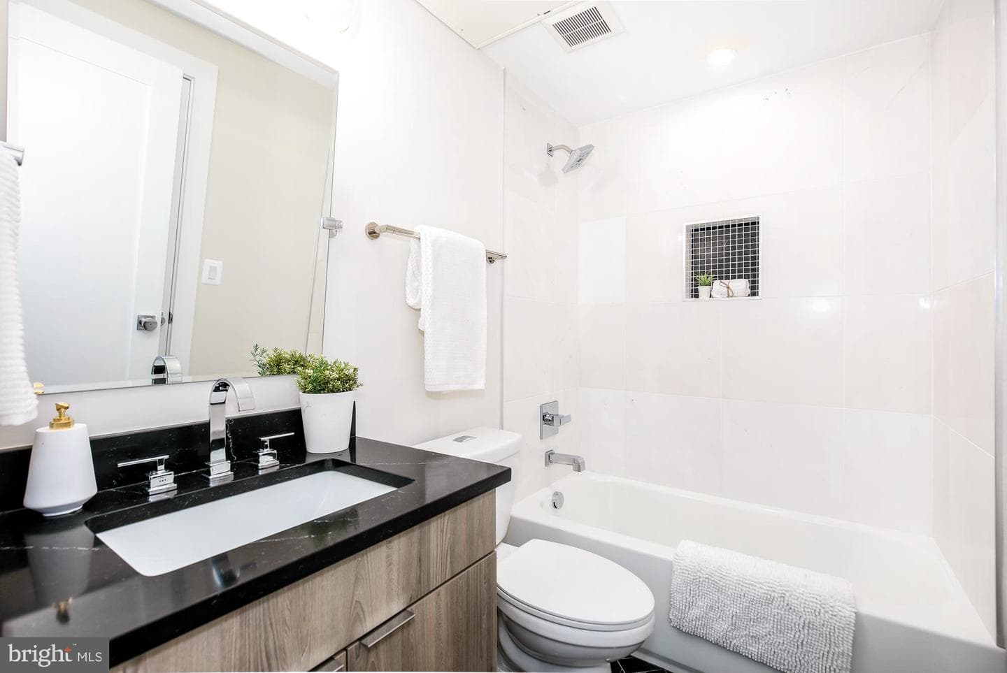 1421 Spring Road NW #iz-204 photo 8