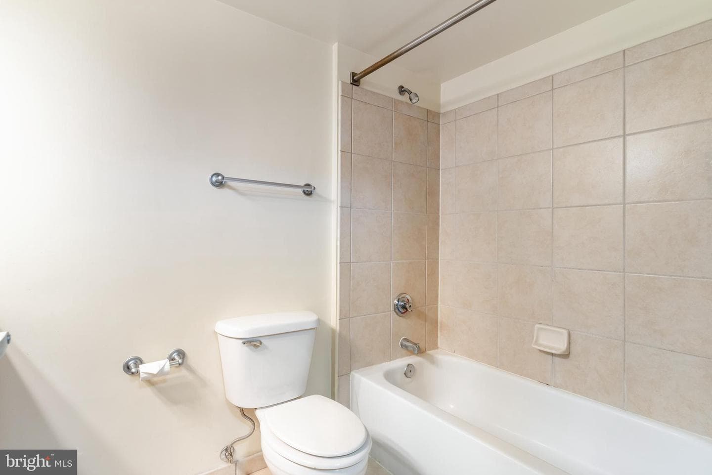 915 E Street NW #103 photo 10