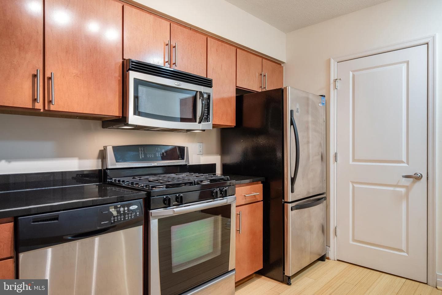 915 E Street NW #103 photo 19