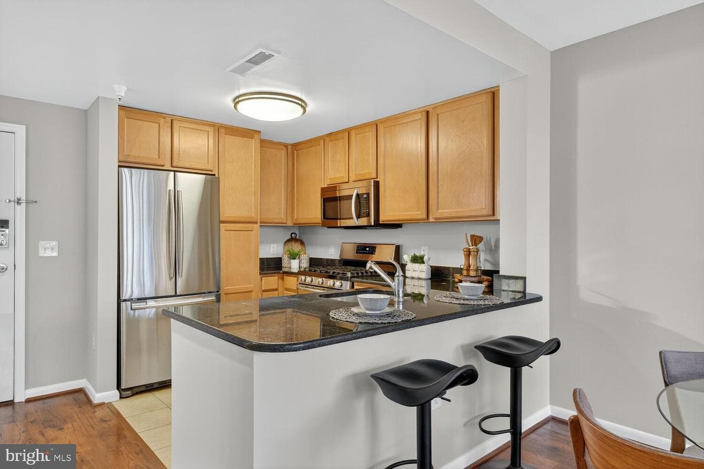 355 I Street SW #121 photo 4