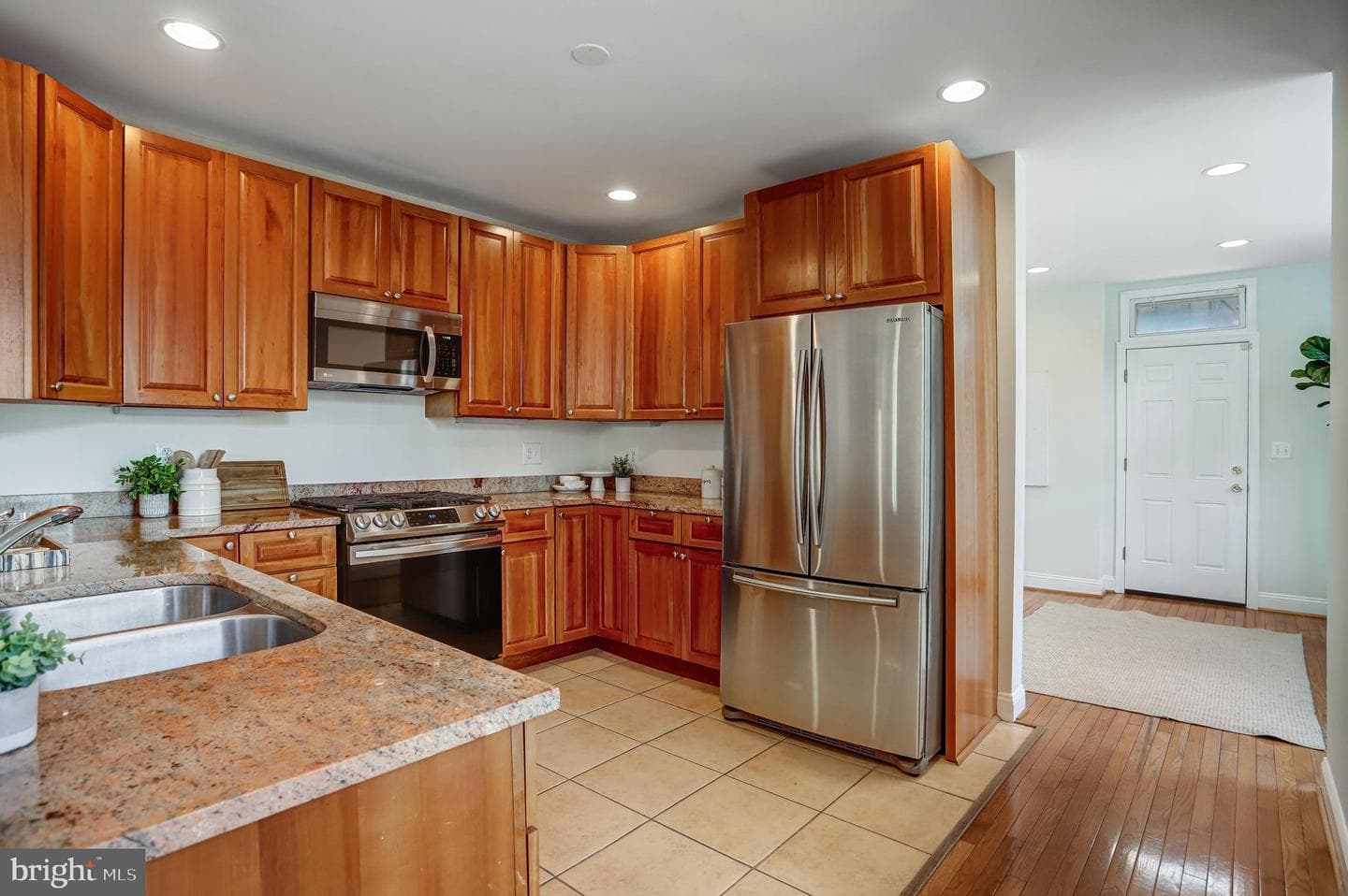 15 Todd Place NE photo 11