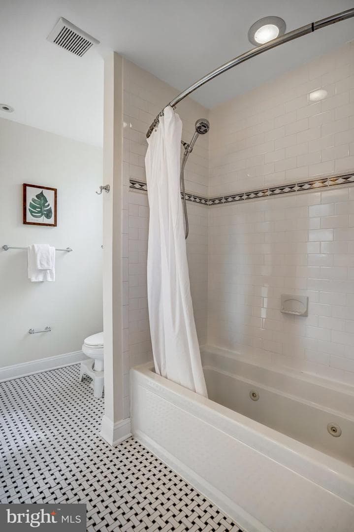 15 Todd Place NE photo 24