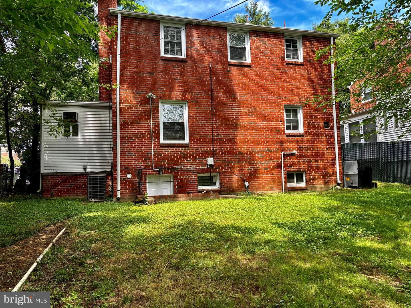 8028 Eastern Avenue NW photo 5