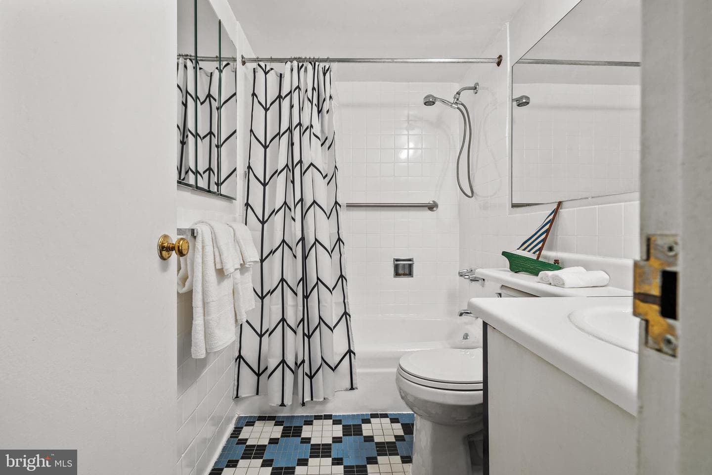 700 7th Street SW #110 photo 14