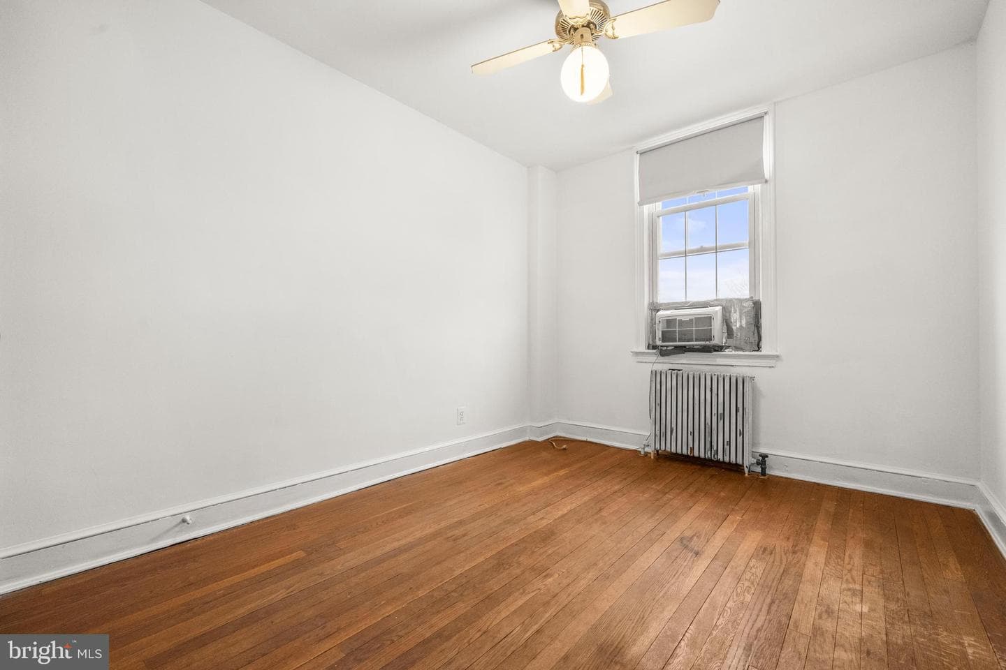 4108 Grant Street NE photo 17