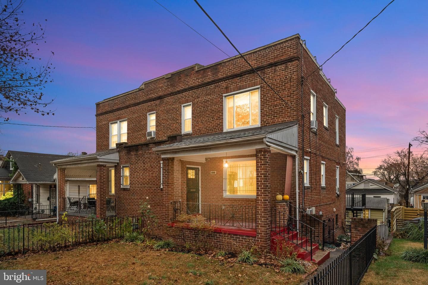 4108 Grant Street NE photo 4