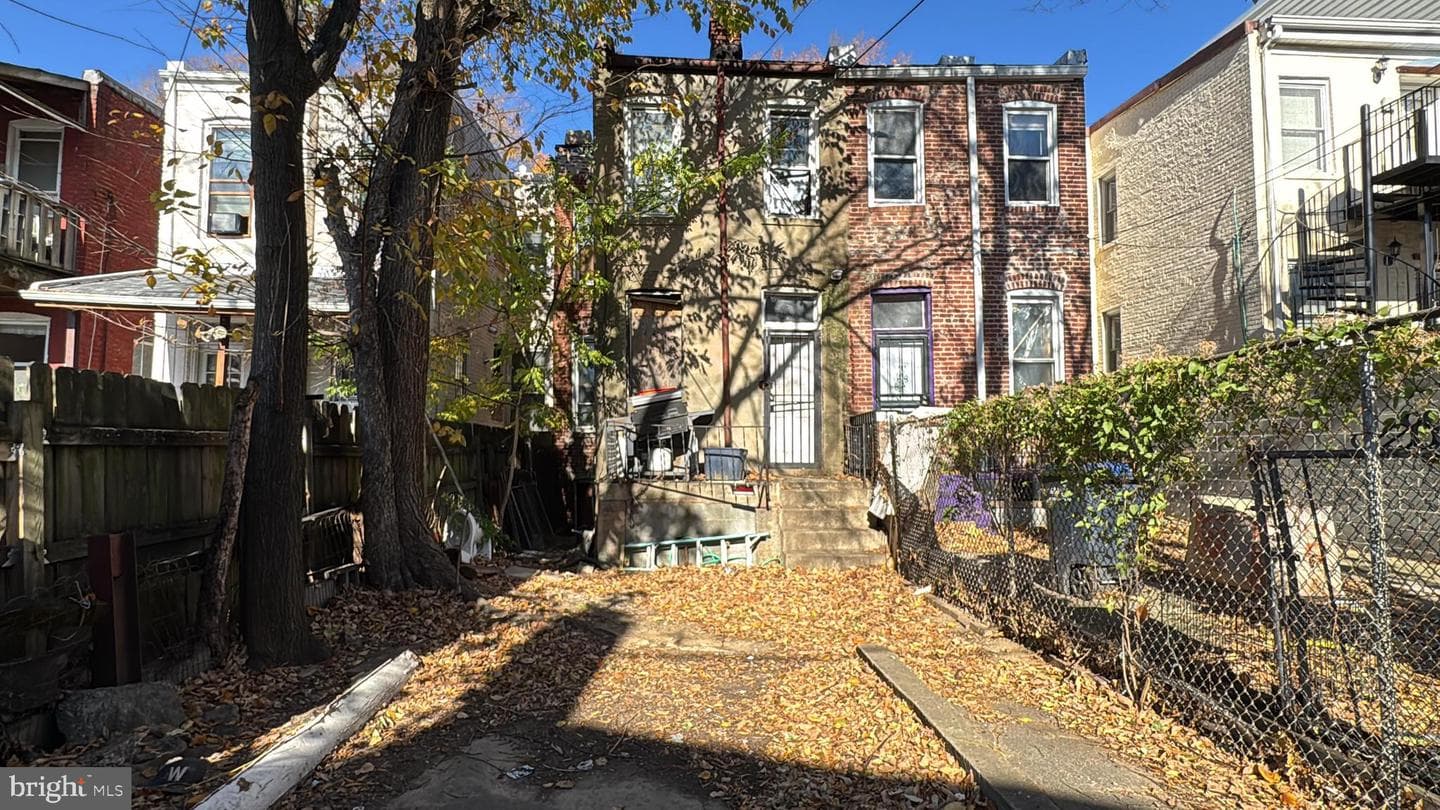 11 Rhode Island Avenue NE photo 7